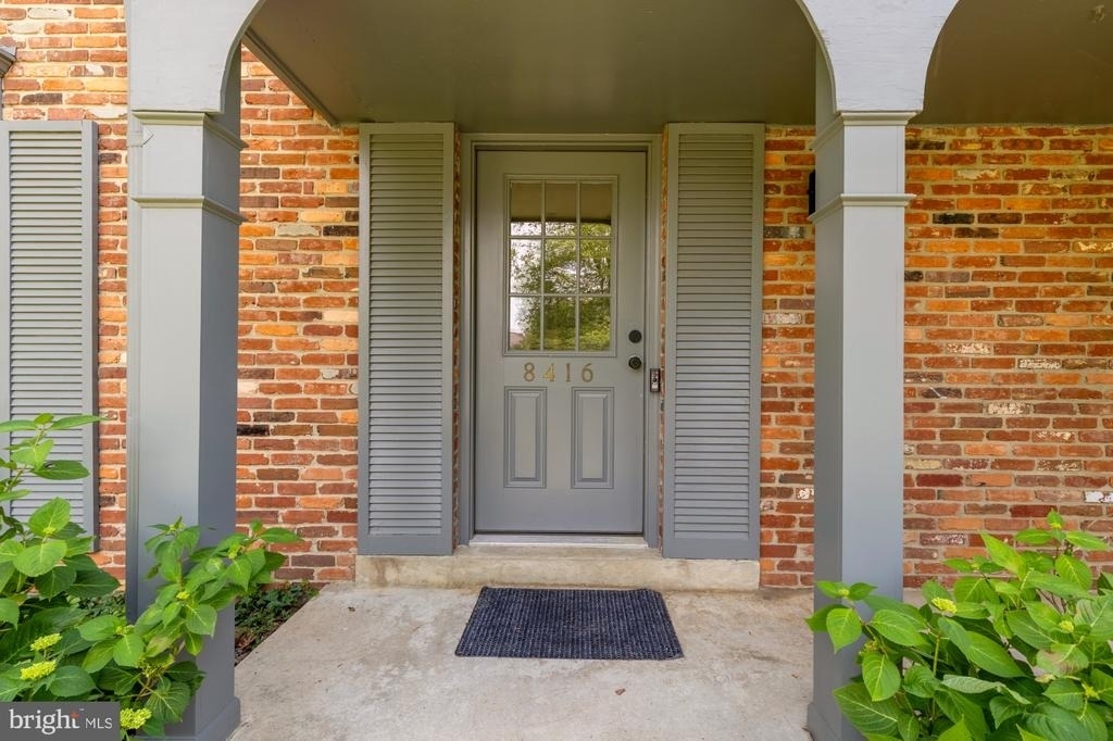 8416 Fox Run - Photo 3