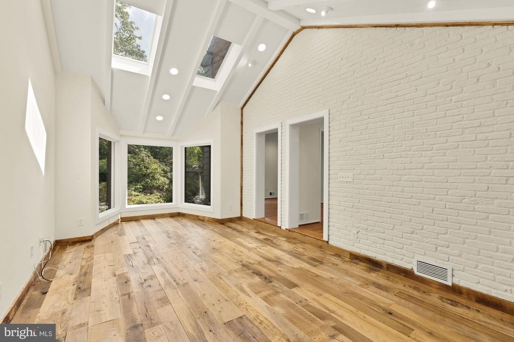 8416 Fox Run - Photo 13