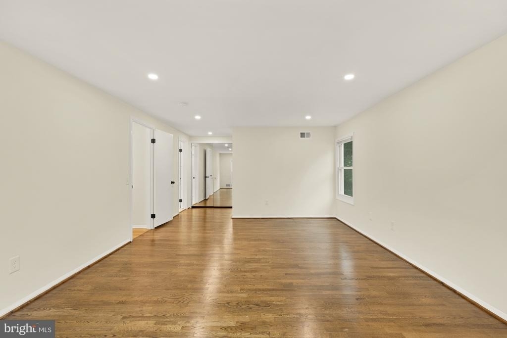 8416 Fox Run - Photo 41