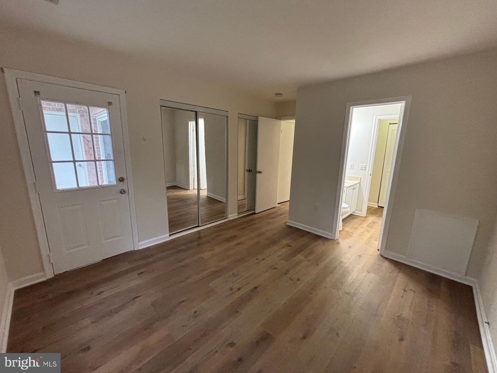 18318 Streamside Drive - Photo 8
