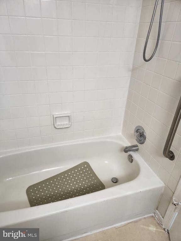 17027 Catalpa Court - Photo 10