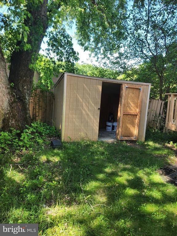 17027 Catalpa Court - Photo 14