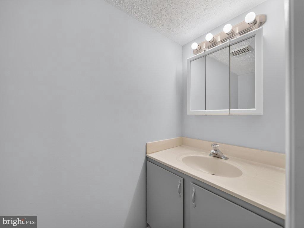 801 High Plain Drive - Photo 48