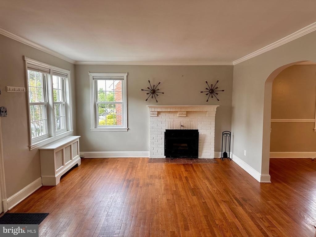 110 W 14th Street - Photo 1