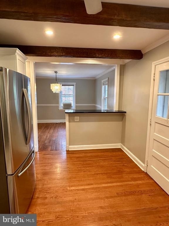 110 W 14th Street - Photo 6