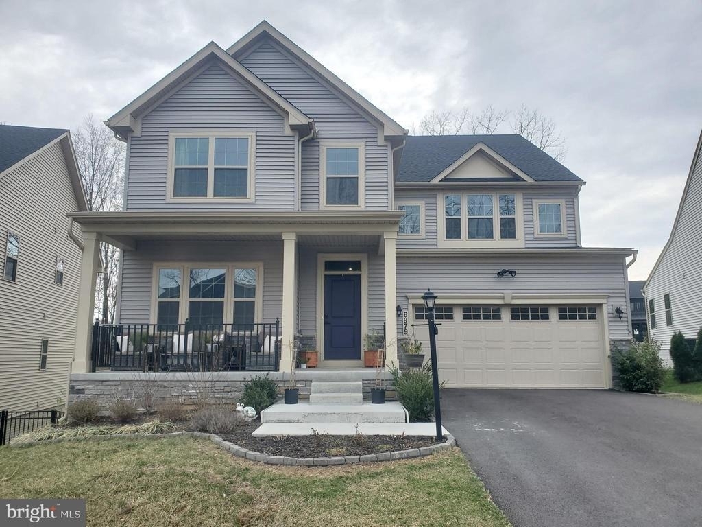 6979 Mandalong Way - Photo 1