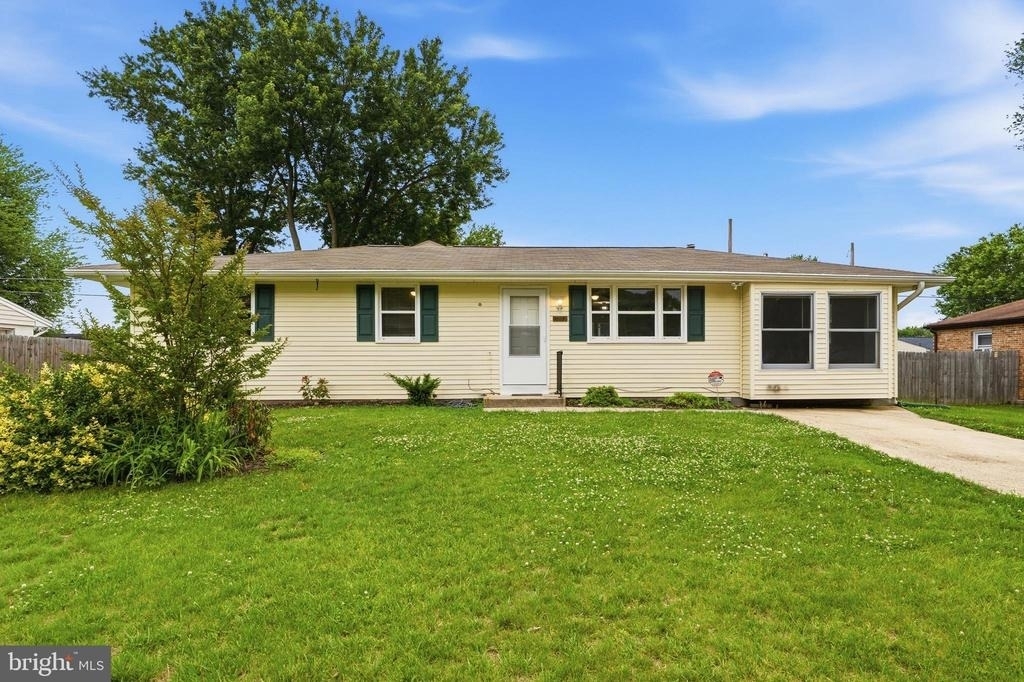 6743 Amherst Road - Photo 0