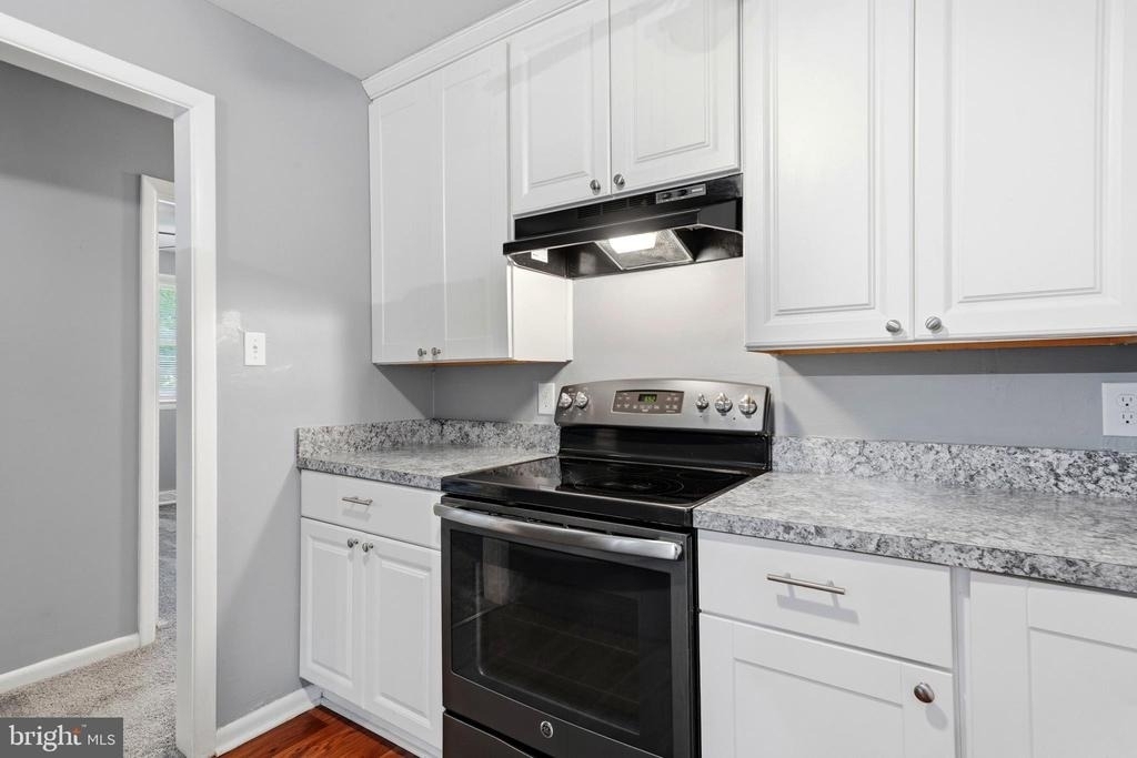 6743 Amherst Road - Photo 9