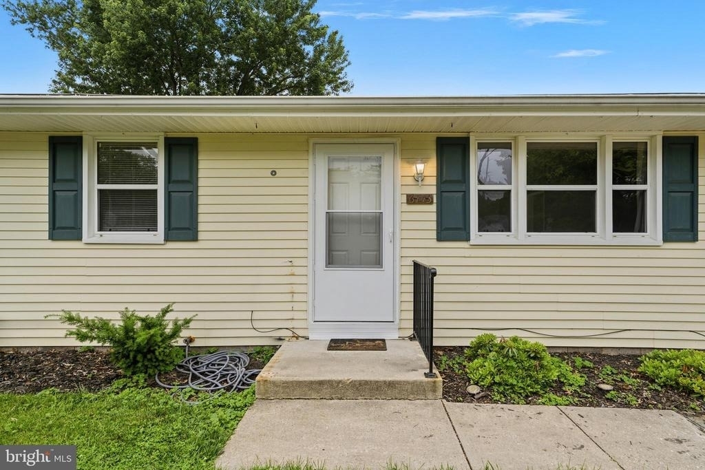 6743 Amherst Road - Photo 1