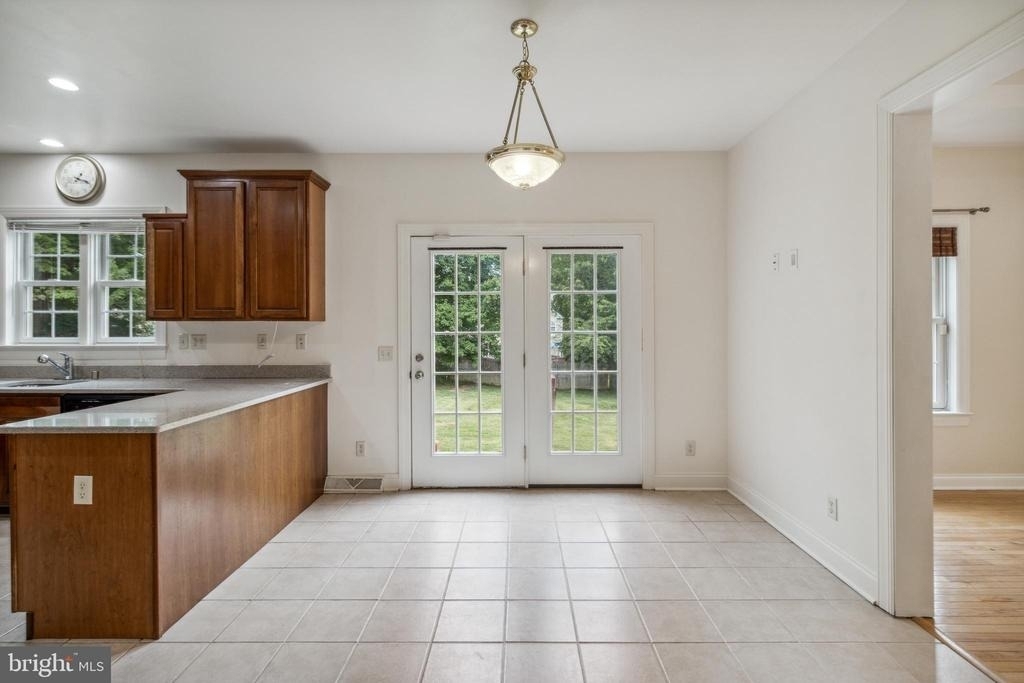 9818 Lyons Mill Road - Photo 6