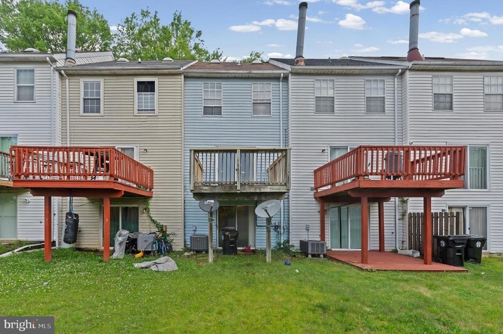 6957 Rockfield Road - Photo 18
