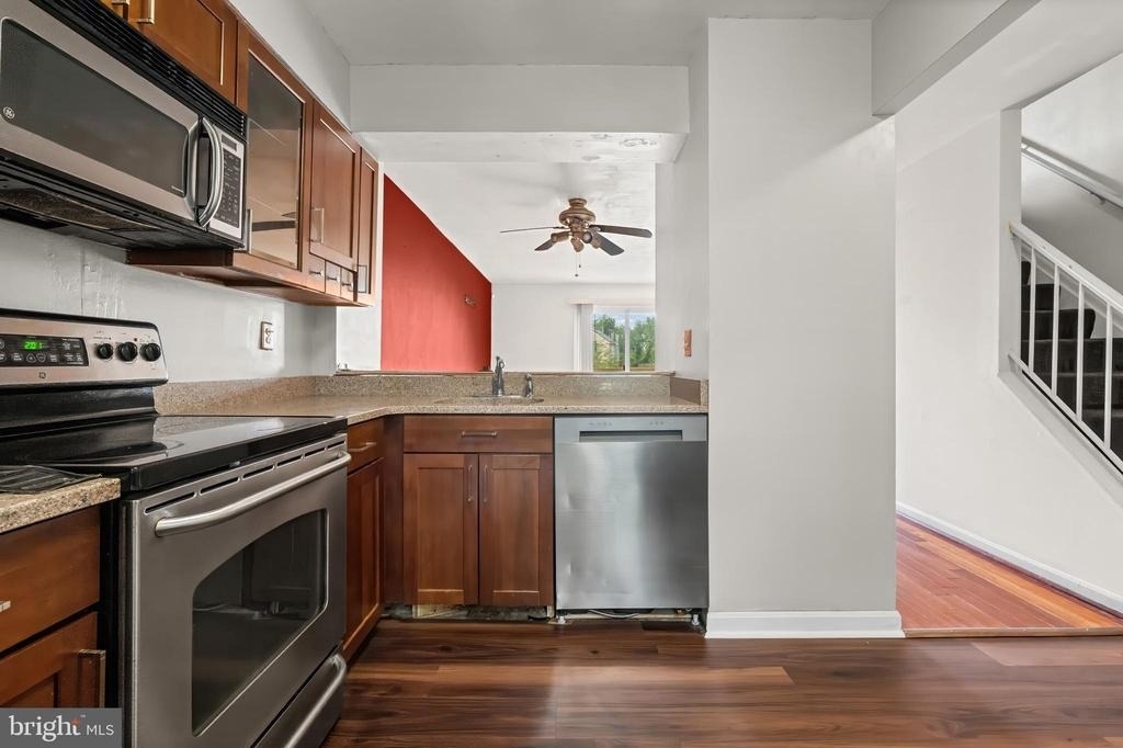 6957 Rockfield Road - Photo 2