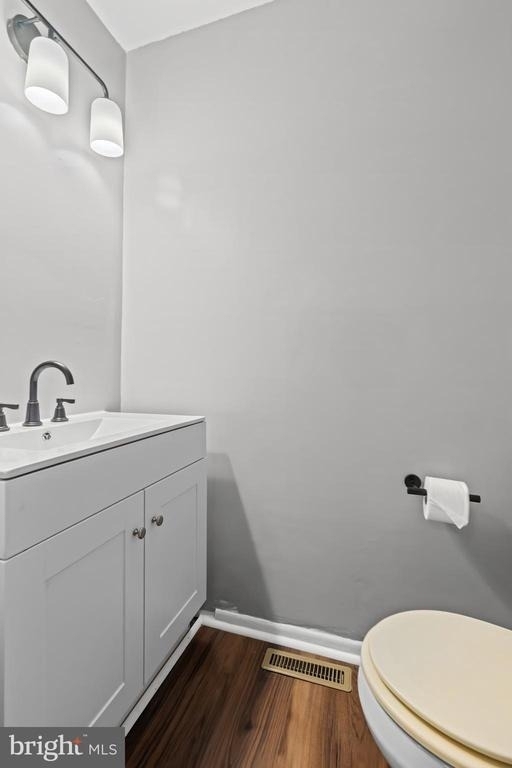 6957 Rockfield Road - Photo 6