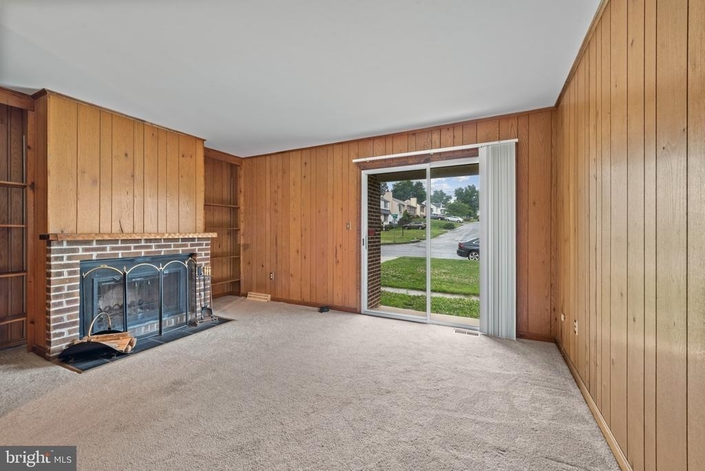 2001 Vista Lane - Photo 8
