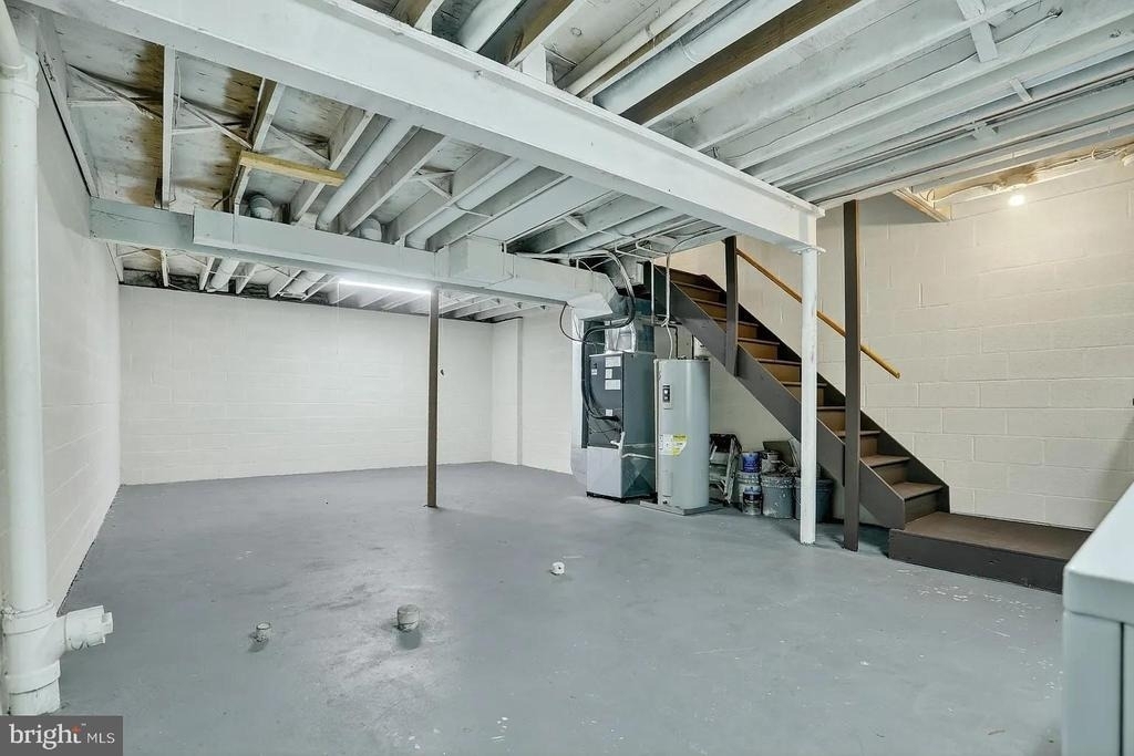 814 Showell Court - Photo 11