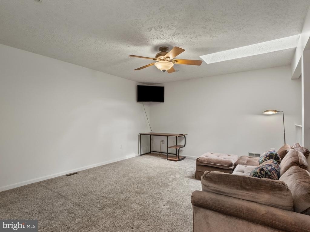 2002 Phillips Terrace - Photo 13