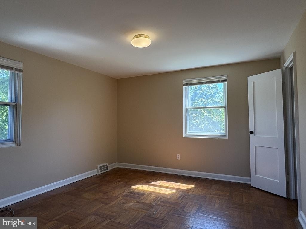 54 Madison Drive - Photo 17