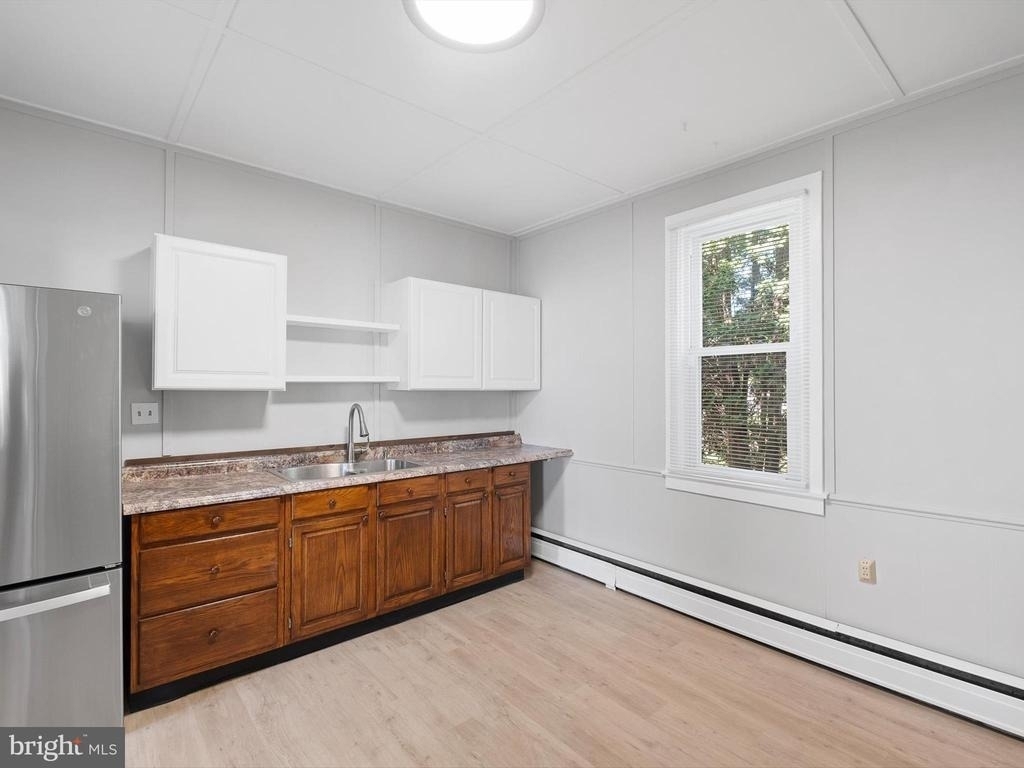 114 Baldt Ave - Photo 9