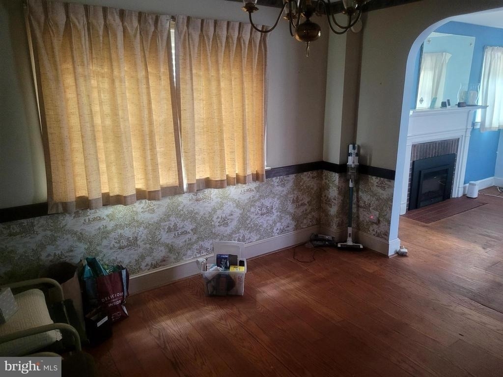 832 Evanson Road - Photo 10