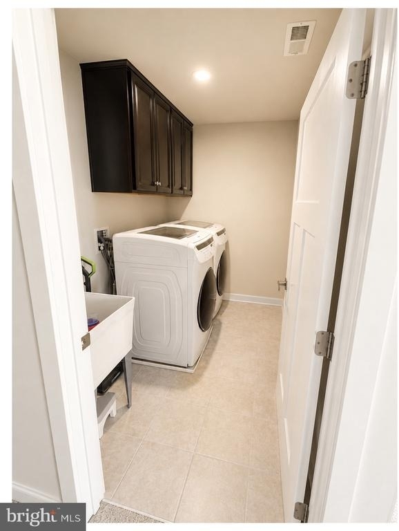 805 Llanelli Drive - Photo 32