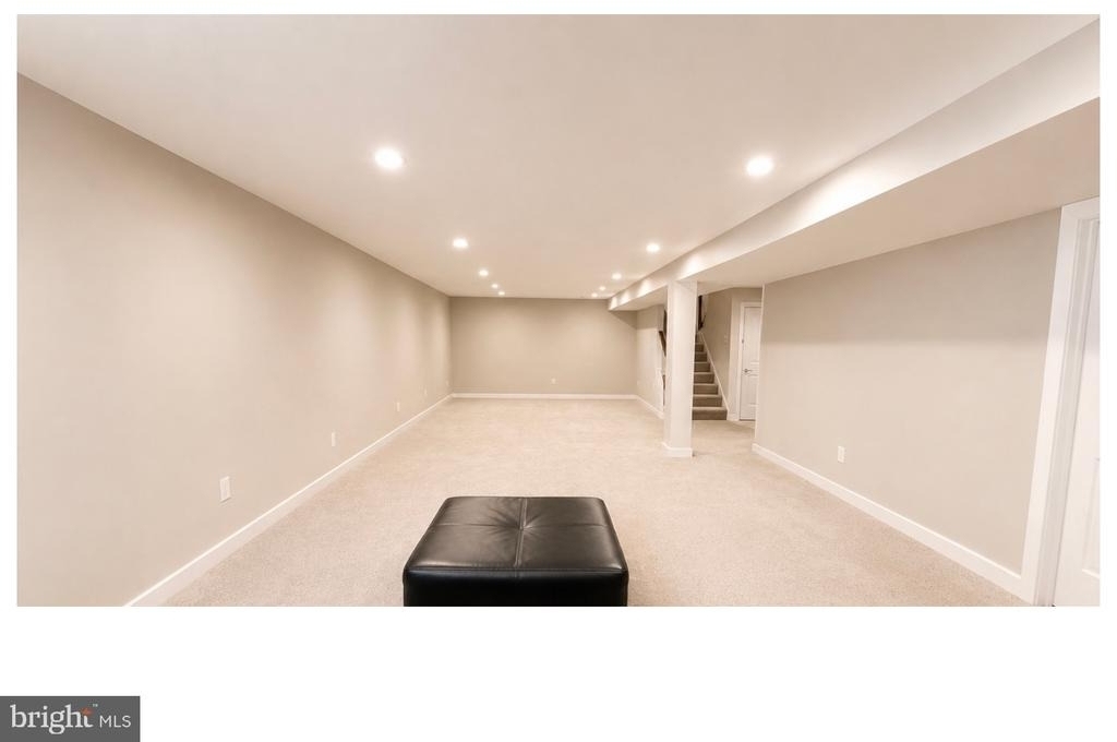 805 Llanelli Drive - Photo 41