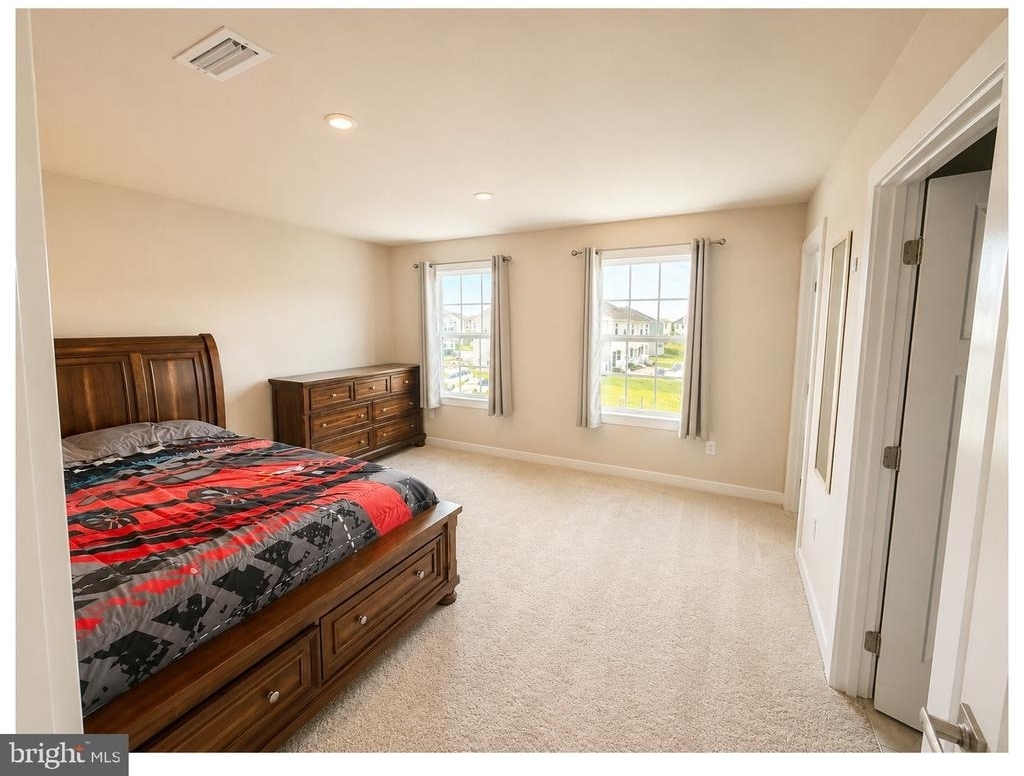 805 Llanelli Drive - Photo 28