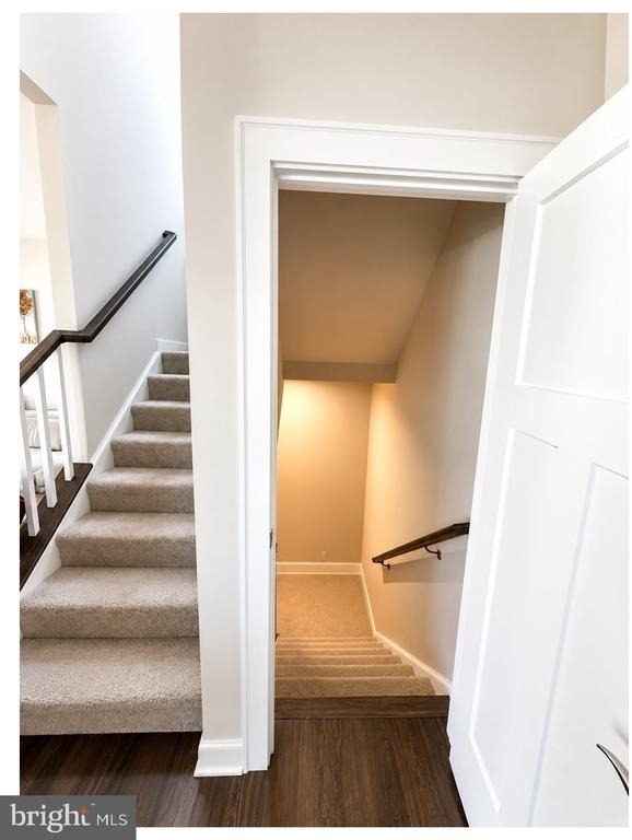 805 Llanelli Drive - Photo 38