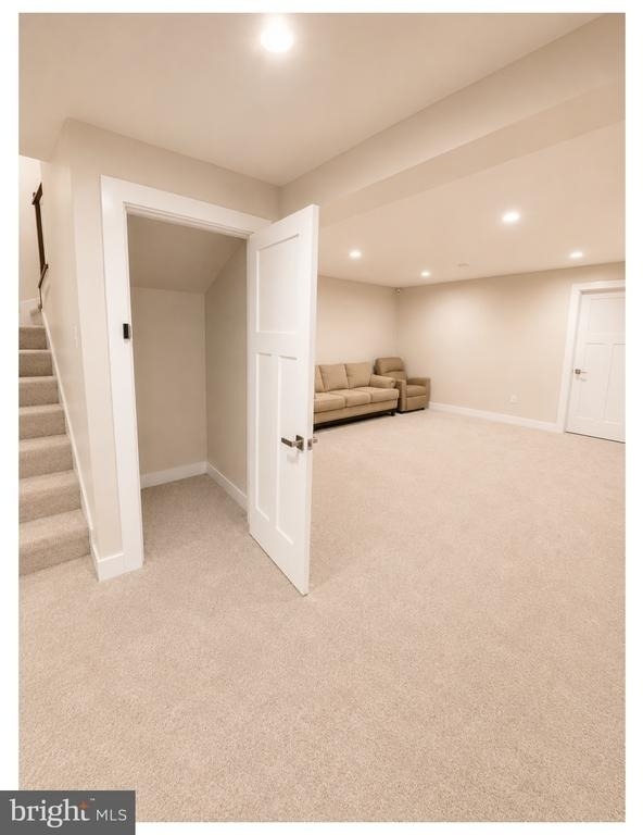 805 Llanelli Drive - Photo 44