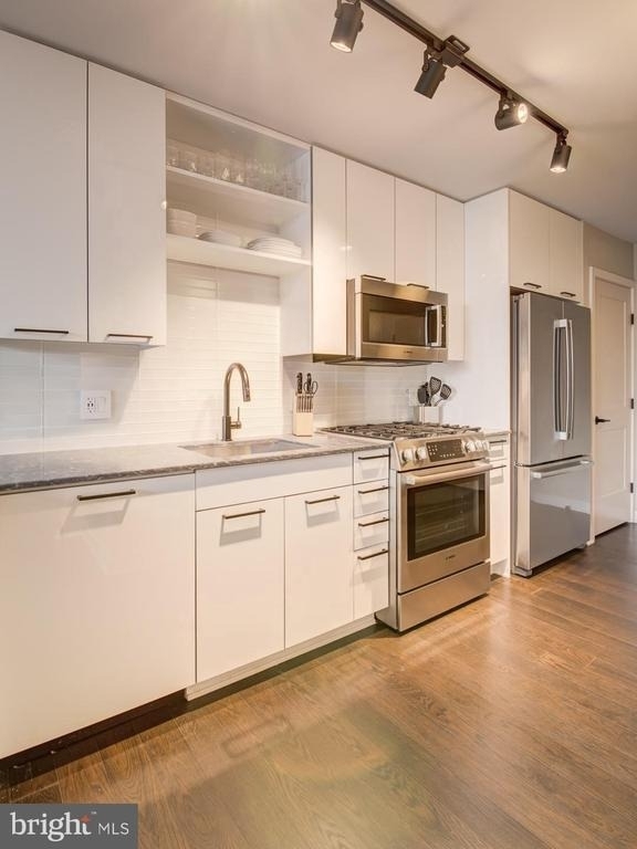 70 N Street Se - Photo 1
