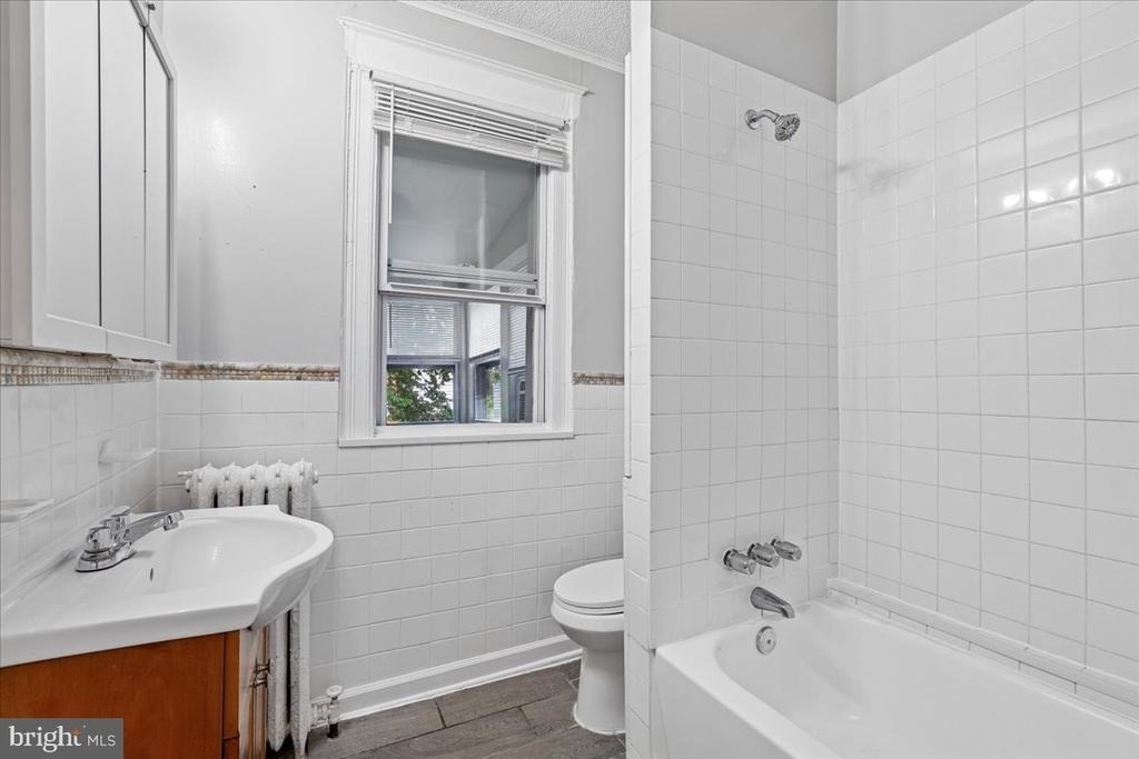 4605 Georgia Avenue Nw - Photo 8