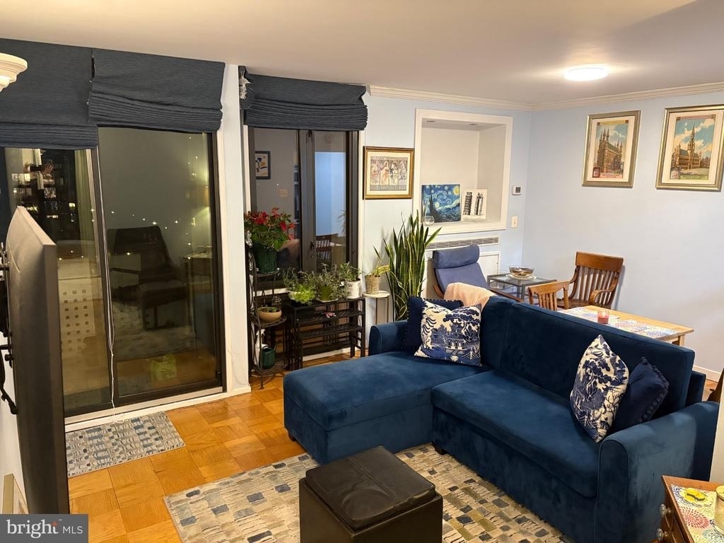 490 M Street Sw - Photo 2
