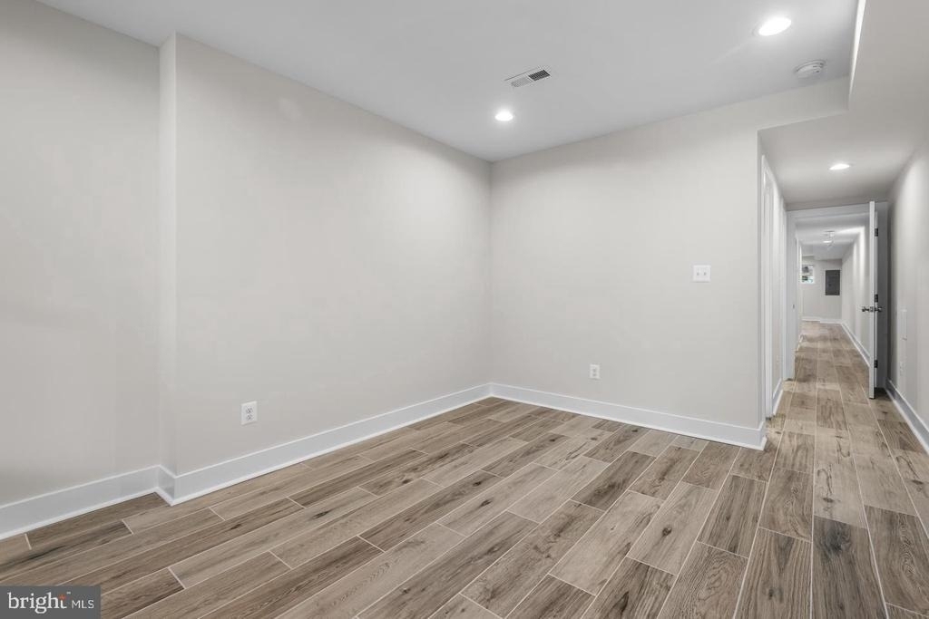 20 T Street Nw - Photo 18