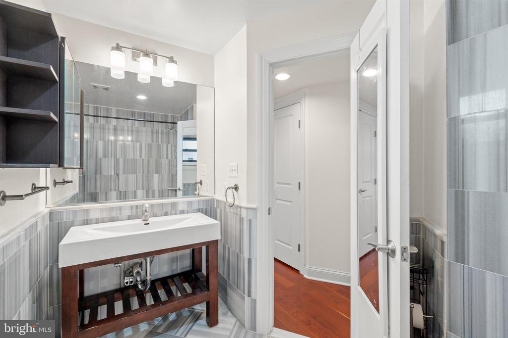 1354 Euclid Street Nw - Photo 16