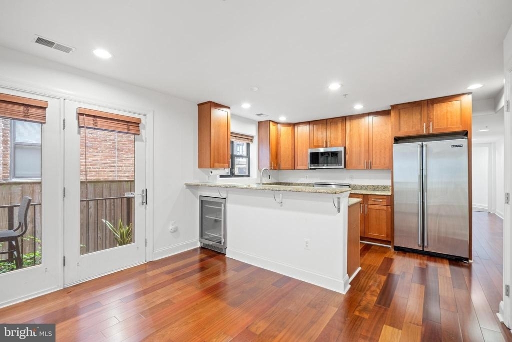 1354 Euclid Street Nw - Photo 5