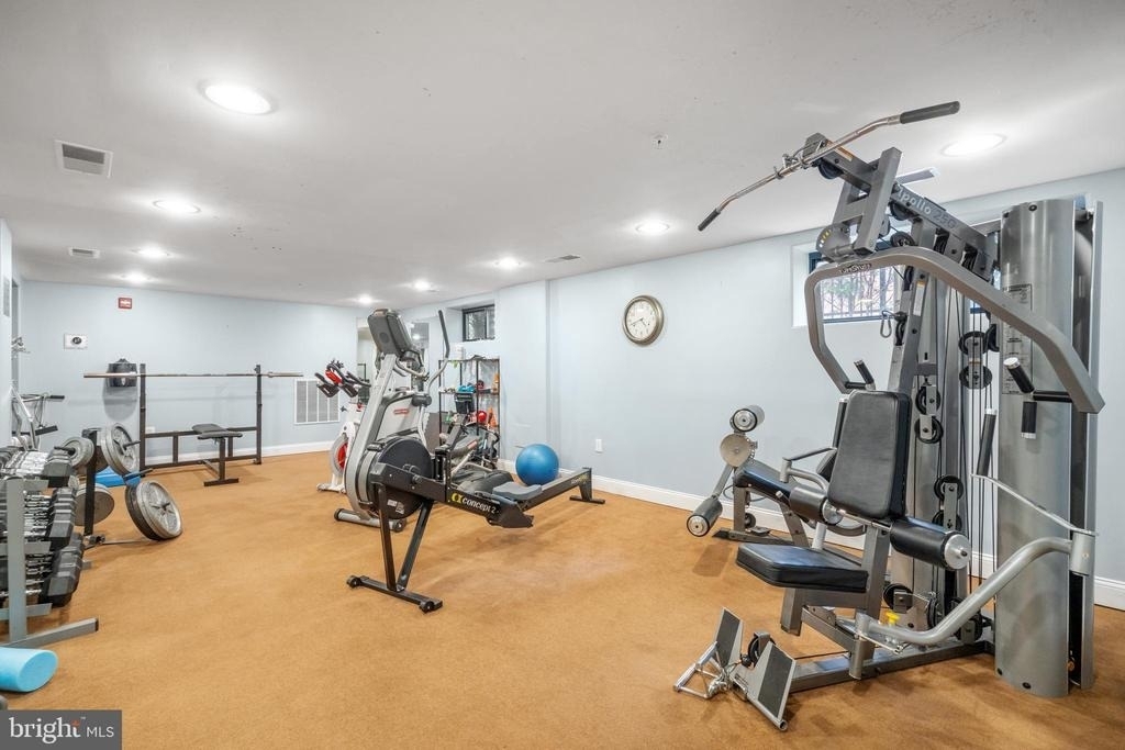 1354 Euclid Street Nw - Photo 23