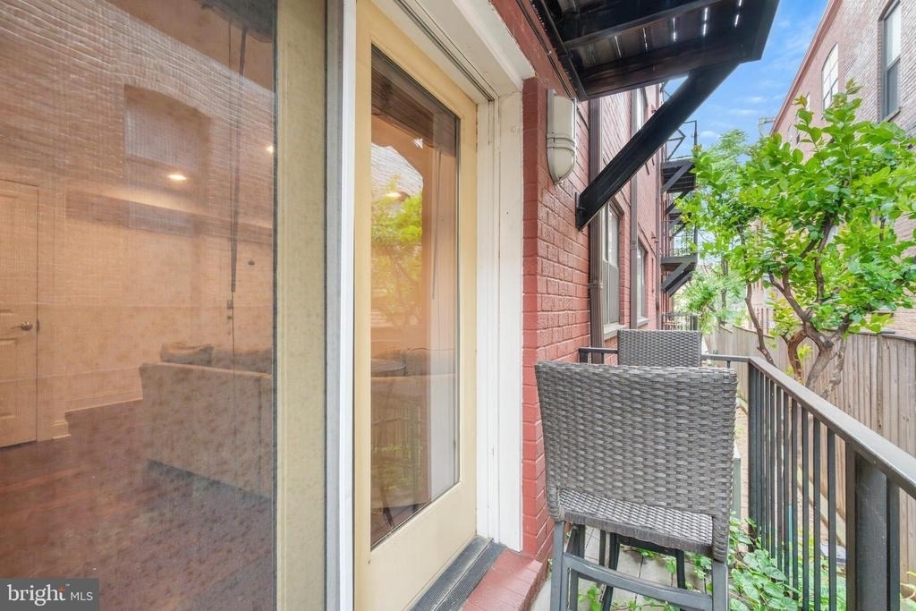 1354 Euclid Street Nw - Photo 10