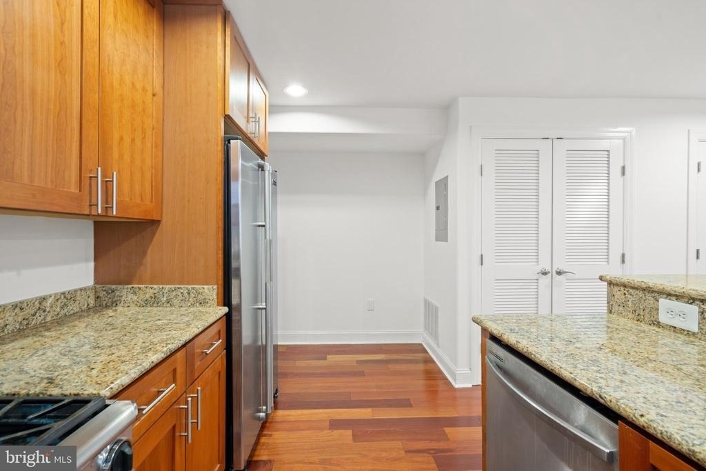 1354 Euclid Street Nw - Photo 8