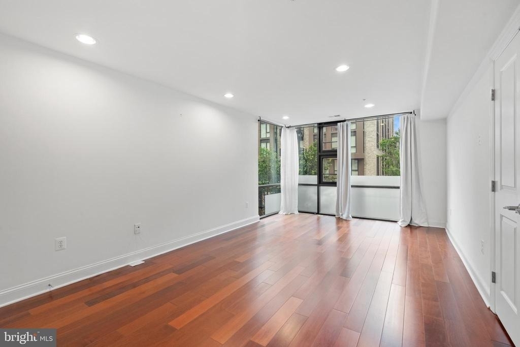 1354 Euclid Street Nw - Photo 11