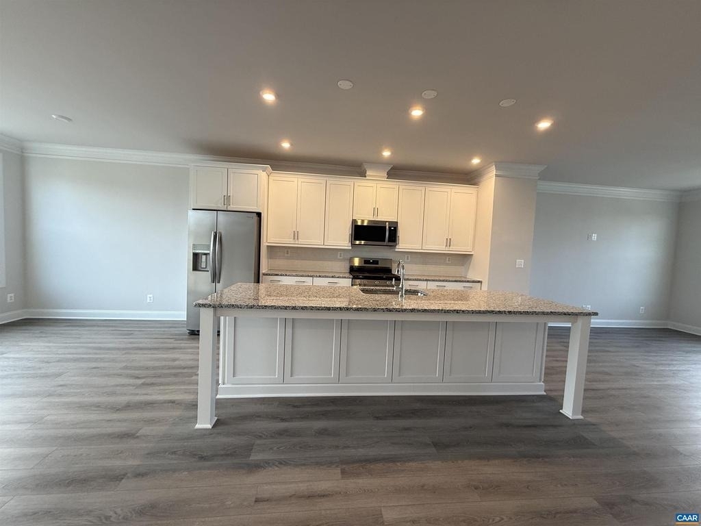 1362 Laconia Ln - Photo 2
