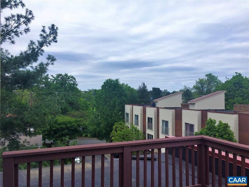 1013 Linden Ave - Photo 7