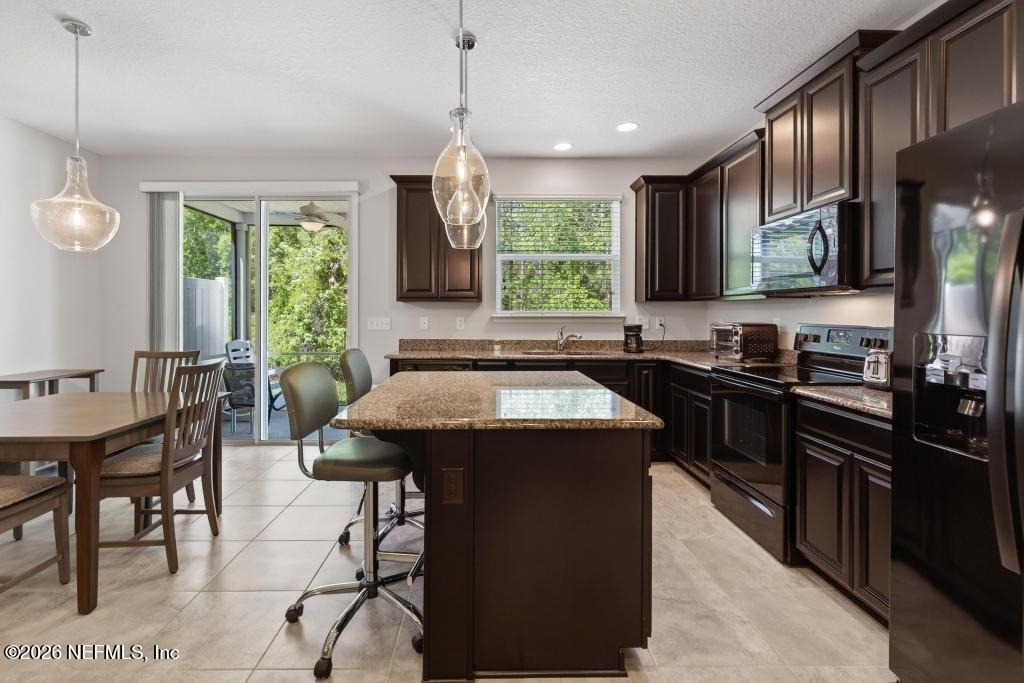 381 Richmond Drive - Photo 10