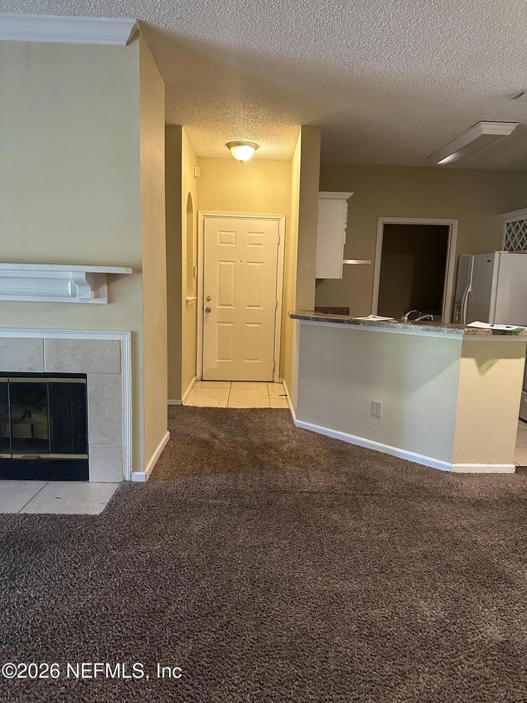 10000 Gate Pkwy N - Photo 1