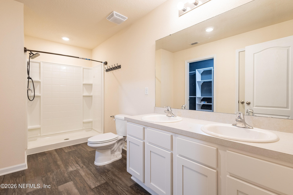 2446 Oak Stream Drive - Photo 18
