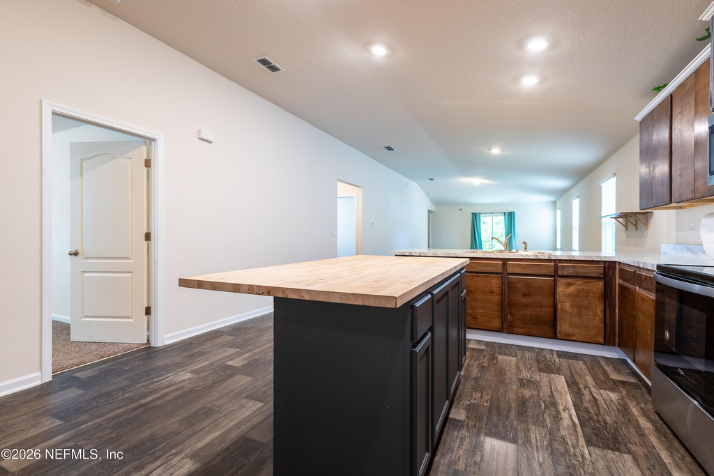 2446 Oak Stream Drive - Photo 8
