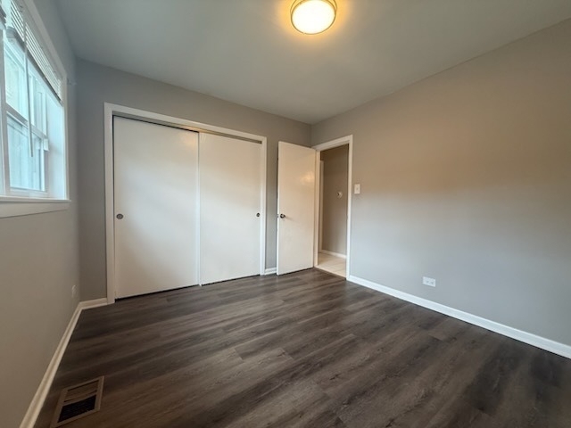 5849 S Francisco Avenue - Photo 7