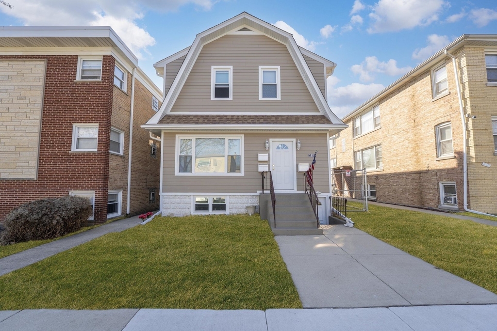 2618 N 73rd Avenue - Photo 0