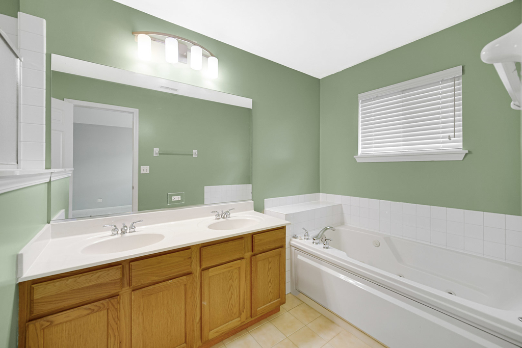 62 E Clare Court - Photo 13