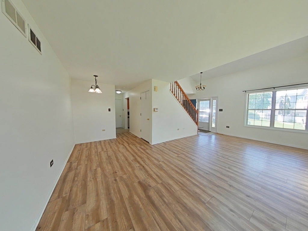 3524 Willowview Court - Photo 2