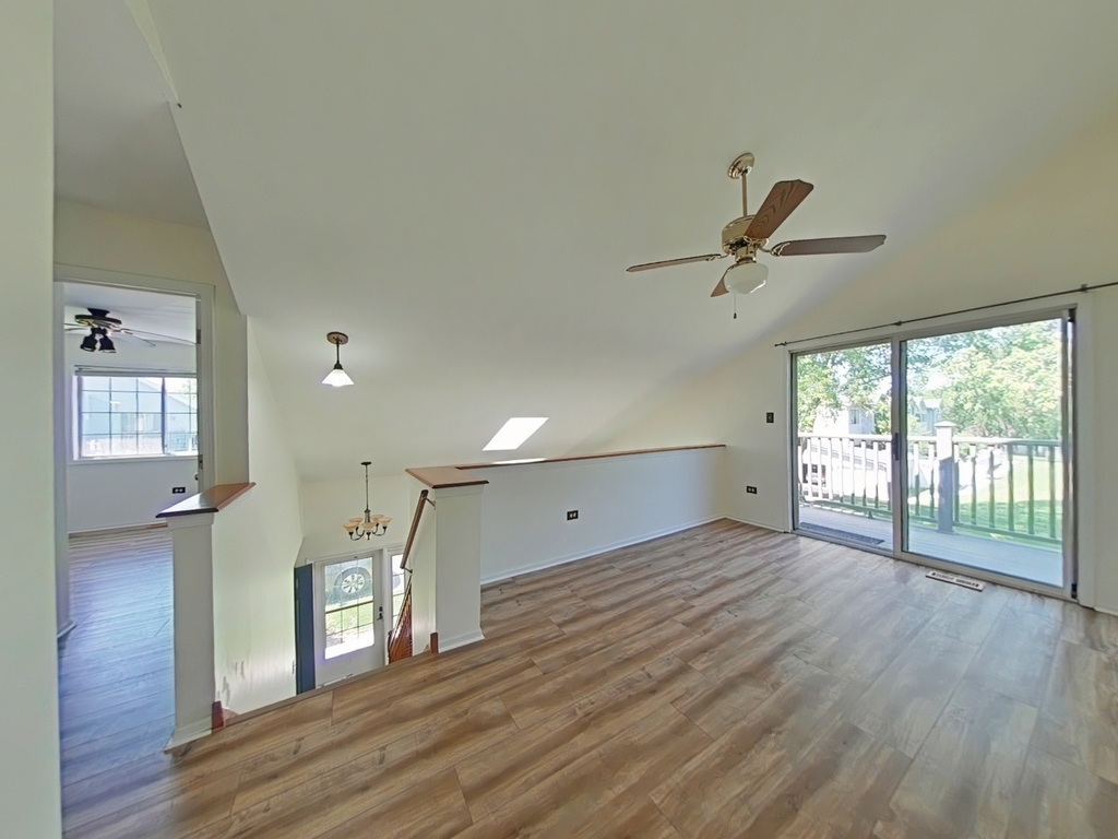 3524 Willowview Court - Photo 5