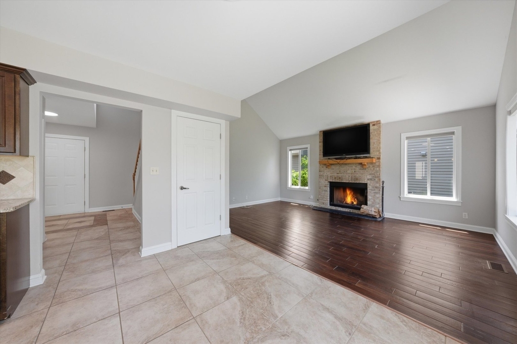 21854 W Kentwood Drive - Photo 9